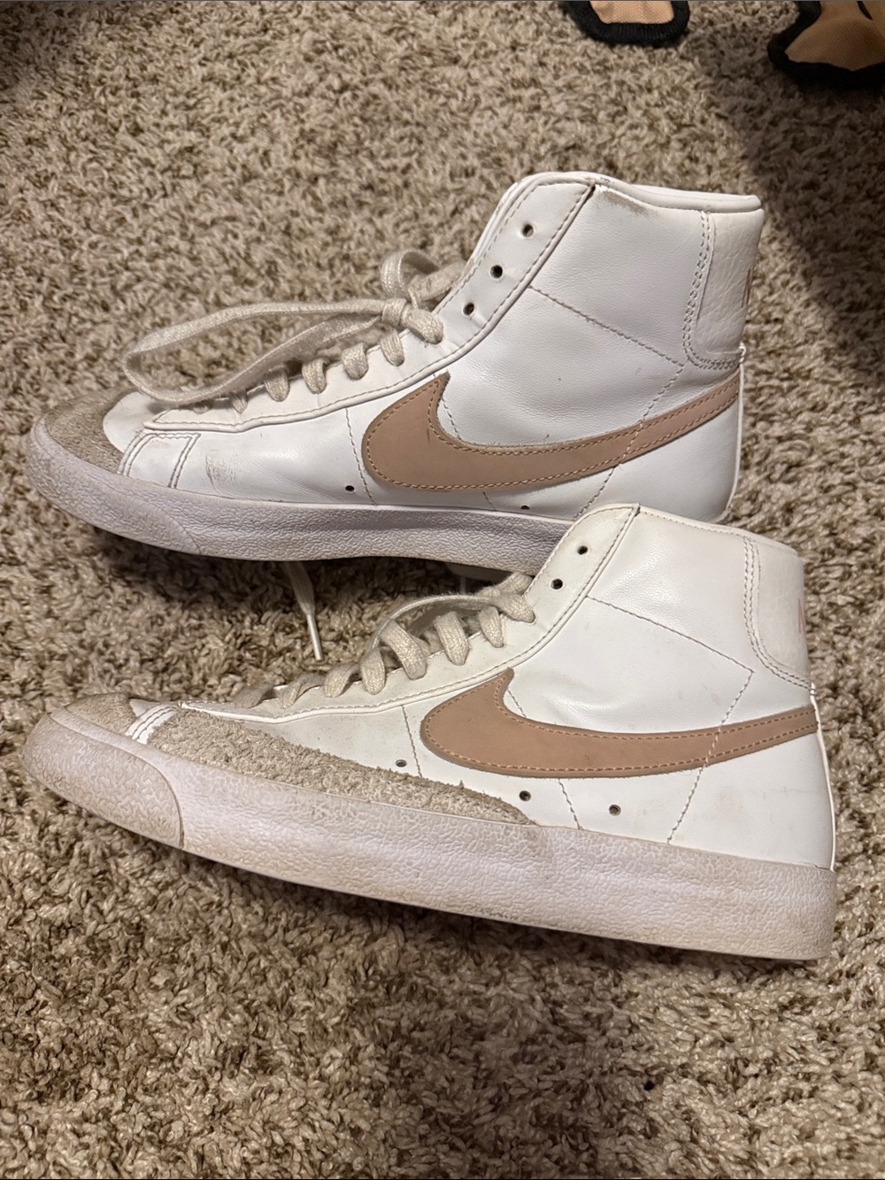 Nike sz 8 White High-Top Sneakers with Tan Swoosh Accent